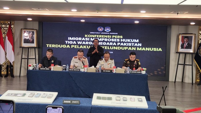 Imigrasi Bongkar Kasus Penyelundupan Manusia, 3 WN Pakistan Jadi Tersangka